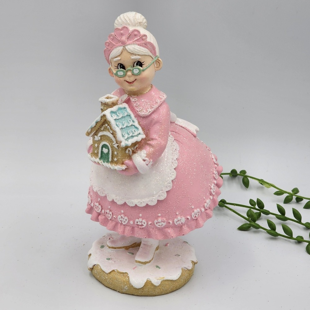 Mrs Claus Gingerbread Baker Figurine Pink White Resin Glitter Christmas Decor